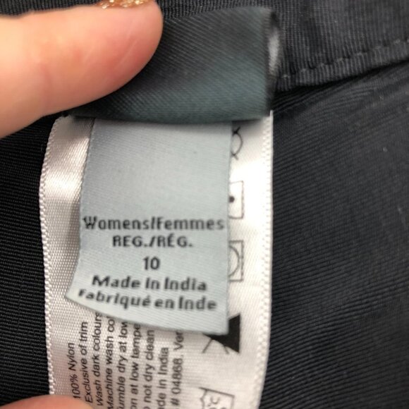 MEC Convertible Black Hiking pants zipper removable bottoms size 10 - Picture 6 of 14